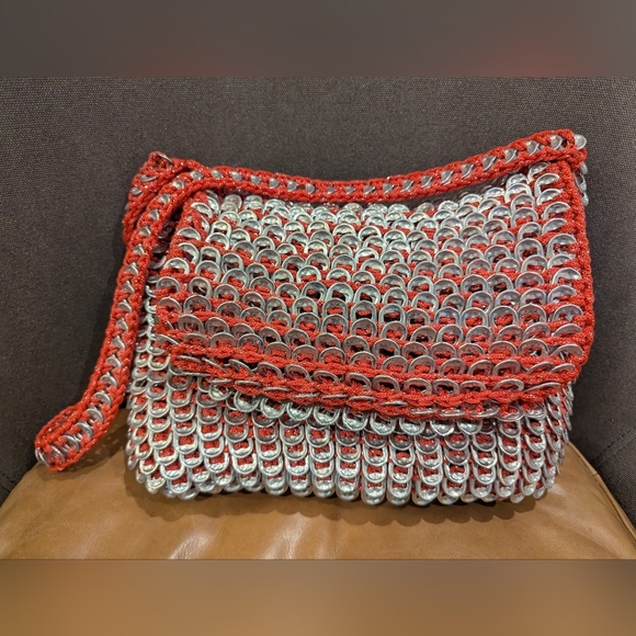Rare vintage aluminum pop can tab crocheted purse large size capacity Silver/Red - Picture 11 of 17